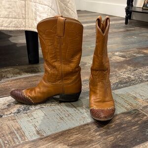 Classic Tan Leather Cowboy Boots